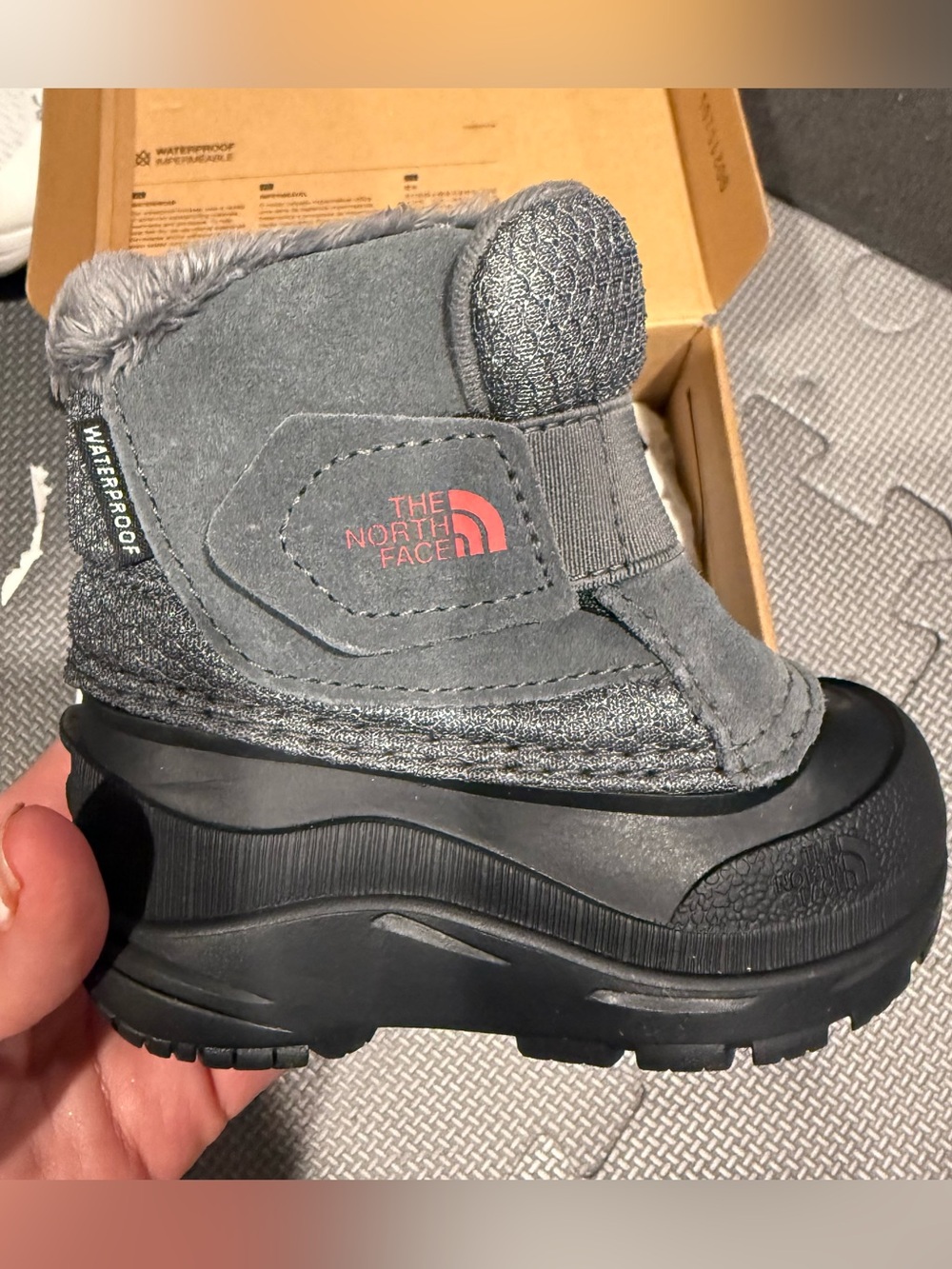 The North Face Toddler- Alpenglow II boot
